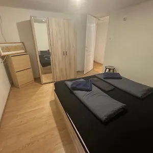 Bed & Breakfast King